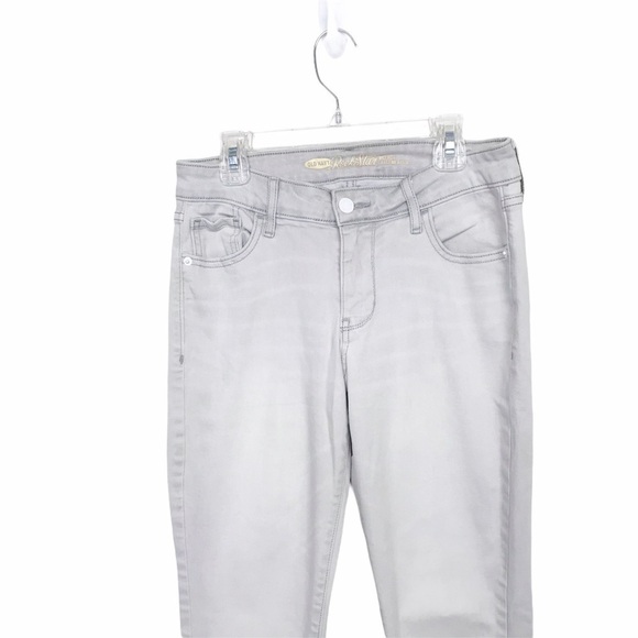 Old Navy Rockstar Mid Rise Skinny Jeans - Picture 3 of 10